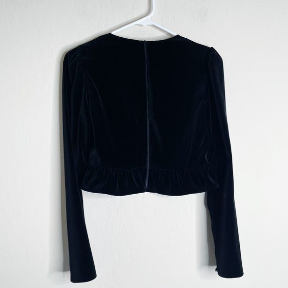 Black Iris Velvet Top - Picture 2 of 7